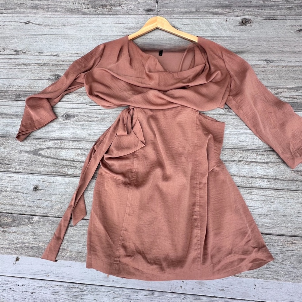 BCBG Maxazria Sz Small Dress Alex Bronzine Scoop Neck Copper Bronze Belted Silky